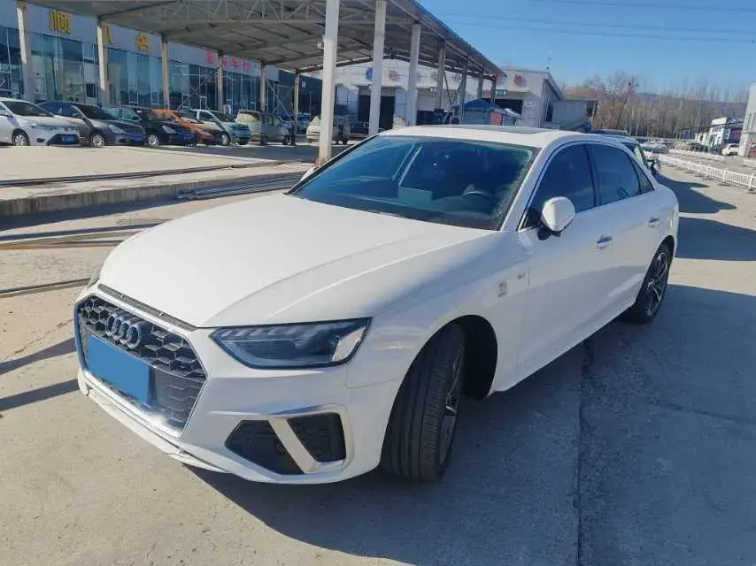 2020 Audi A4L 2.0T 190HP L4 7DCT