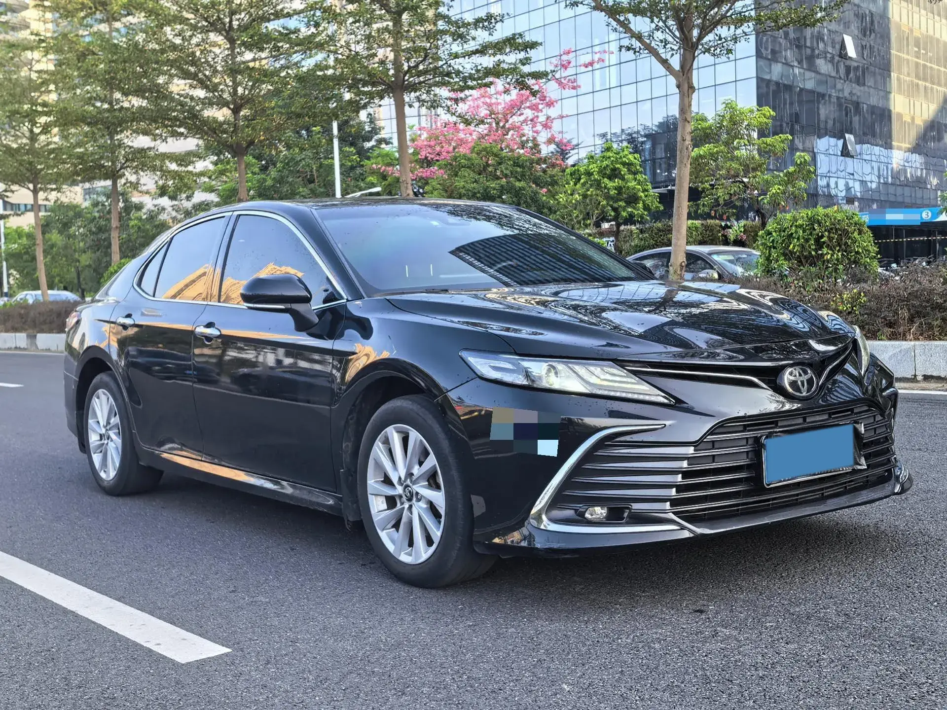 2021 TOYOTA CAMRY thumbnail 3