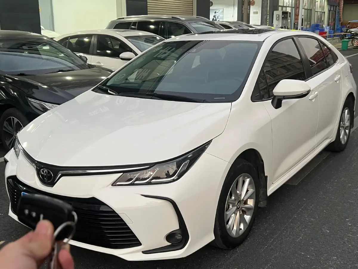 2021 Toyota Corolla 1.2T 116HP L4 CVT
