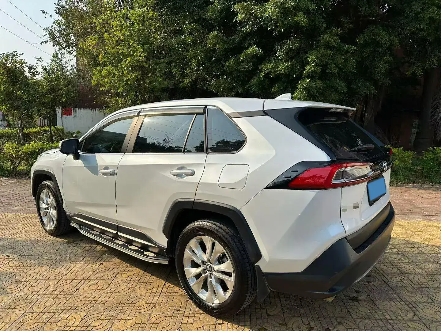 2022 TOYOTA WILDLANDER thumbnail 4