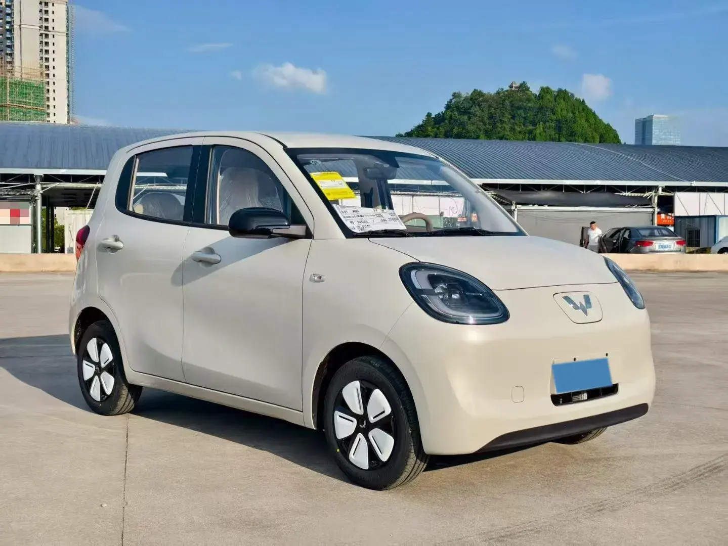 2025 WULING HONGGUANG thumbnail 3