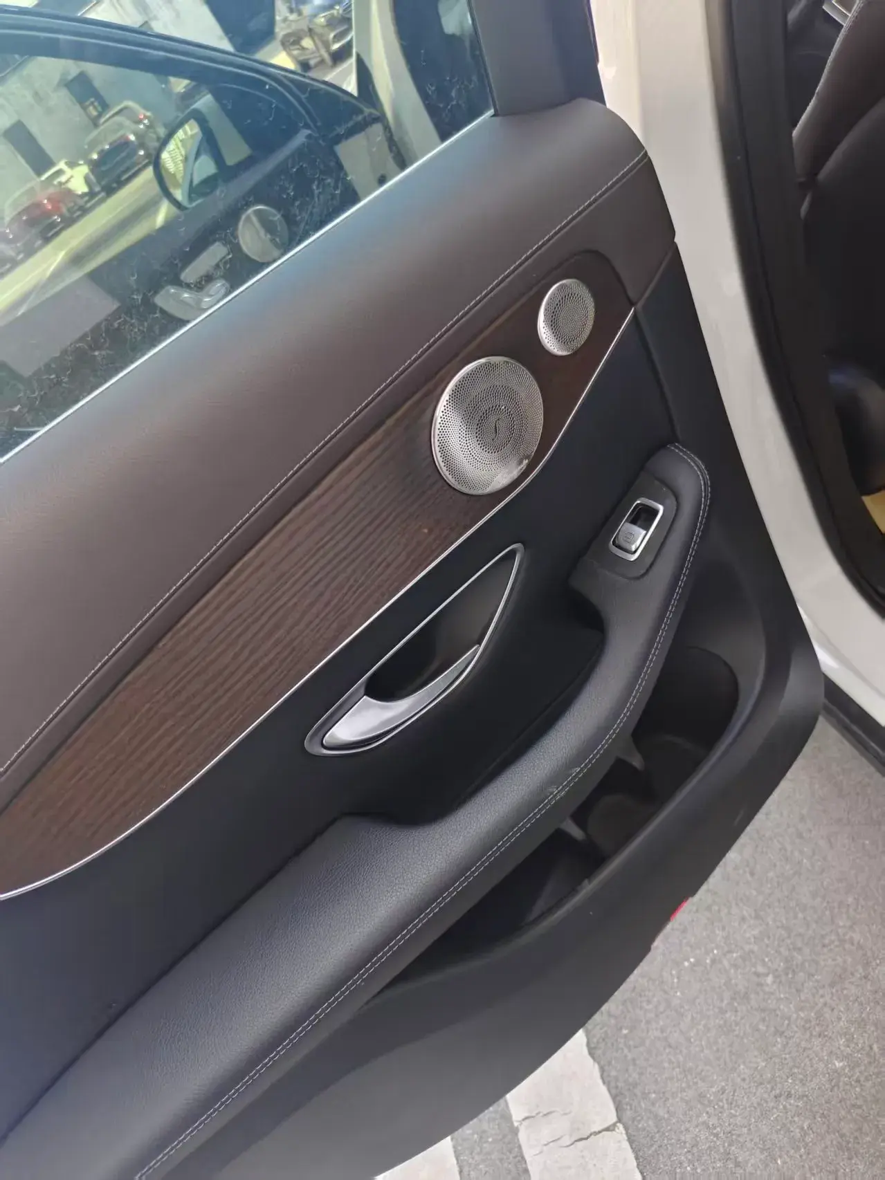 2021 MERCEDES-BENZ GLC thumbnail 4