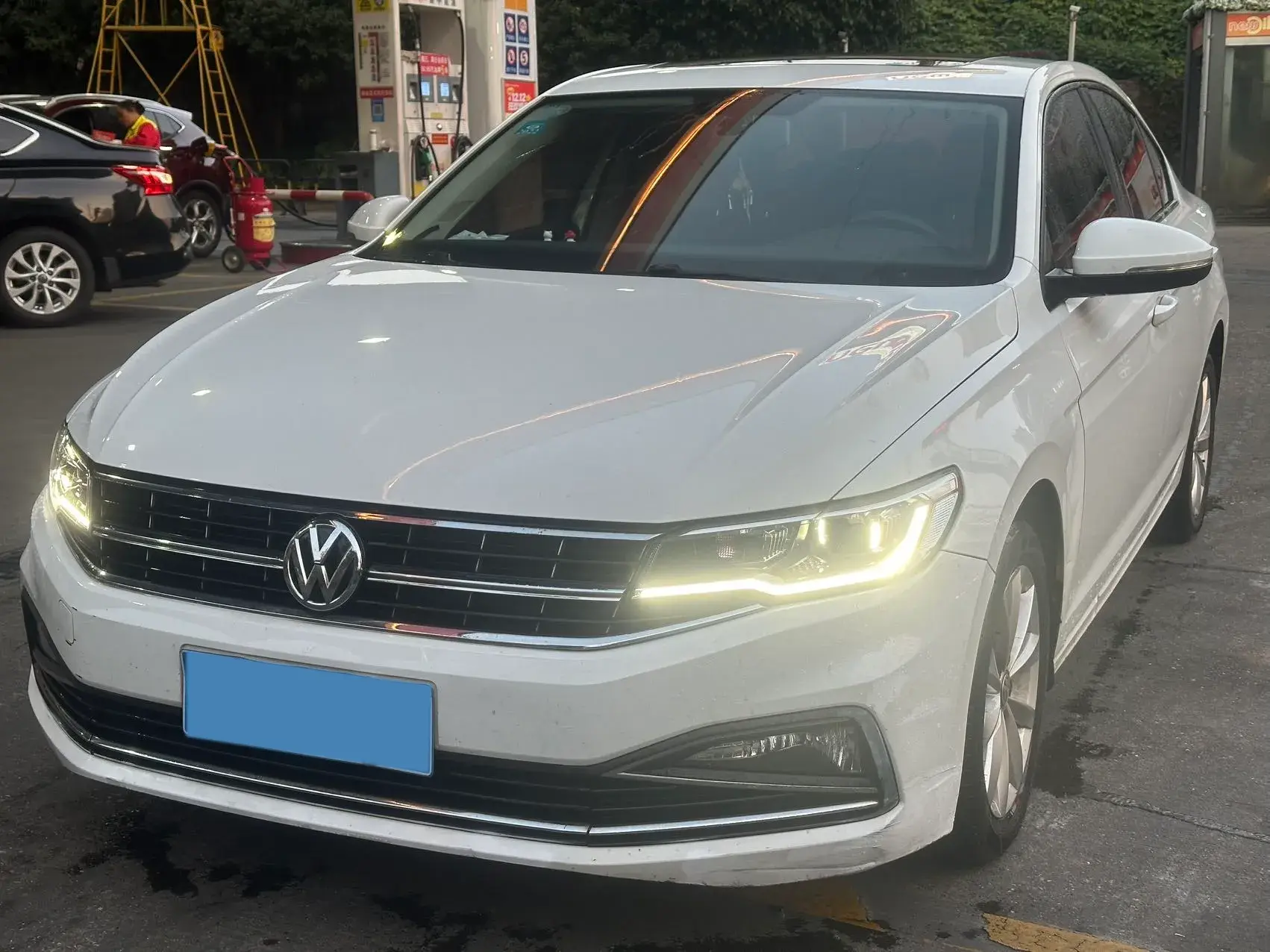 2020 VOLKSWAGEN BORA view 1