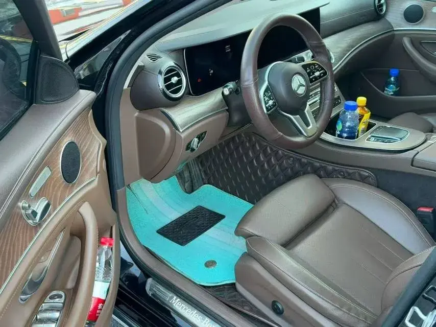 2020 MERCEDES-BENZ E thumbnail 4