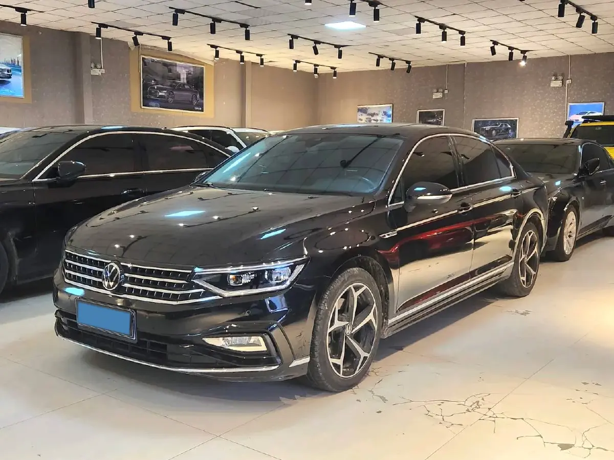 2023 Volkswagen Magotan 2.0T 186HP L4 7DCT