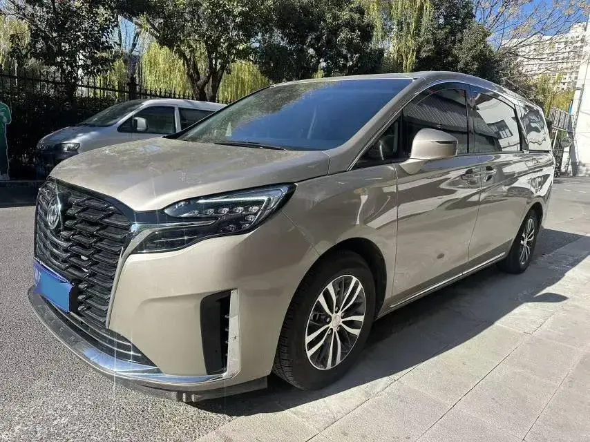 2023 Buick GL8 2.0T 237HP L4 9AT