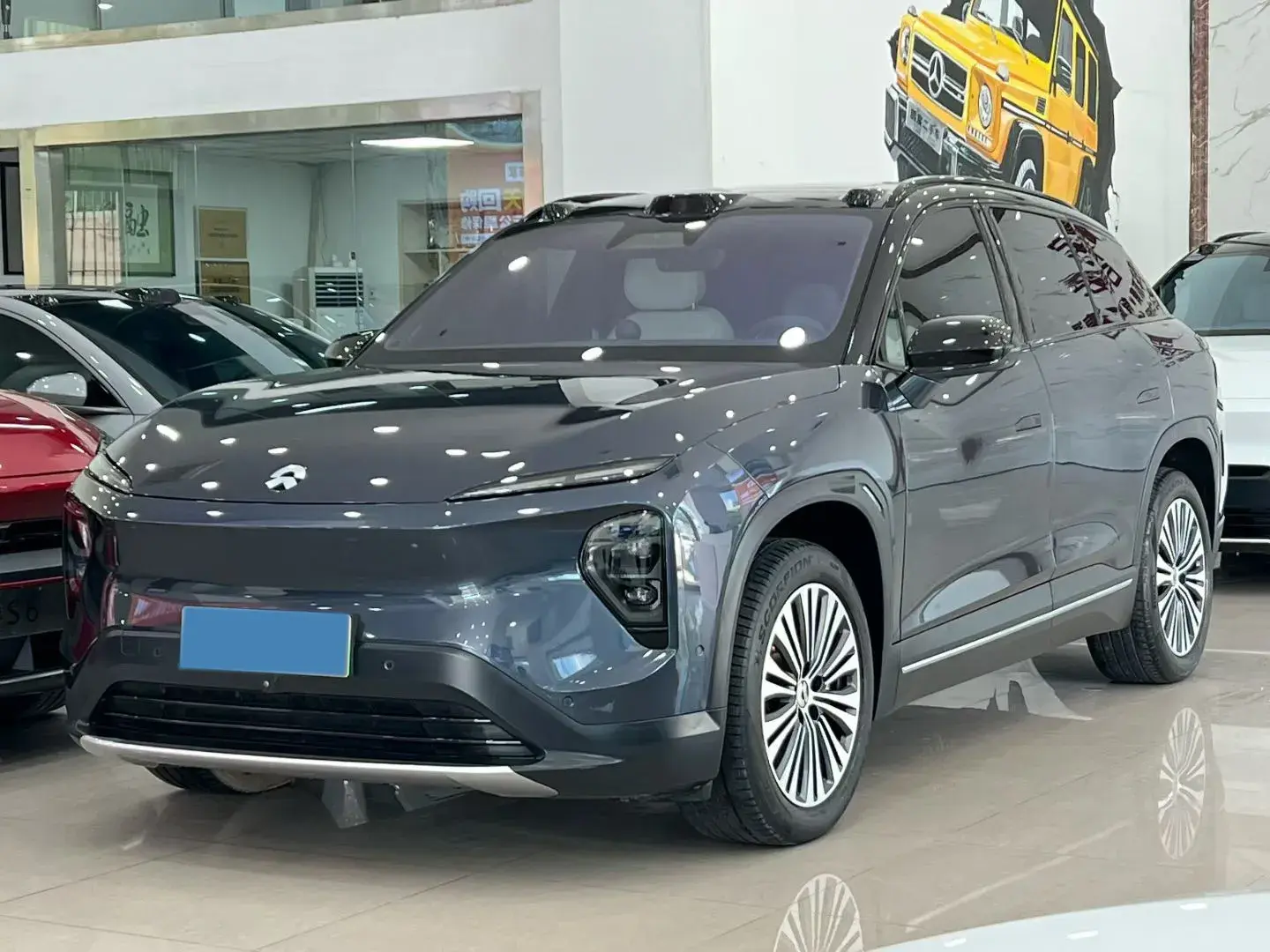 2022 NIO ES7 view 1