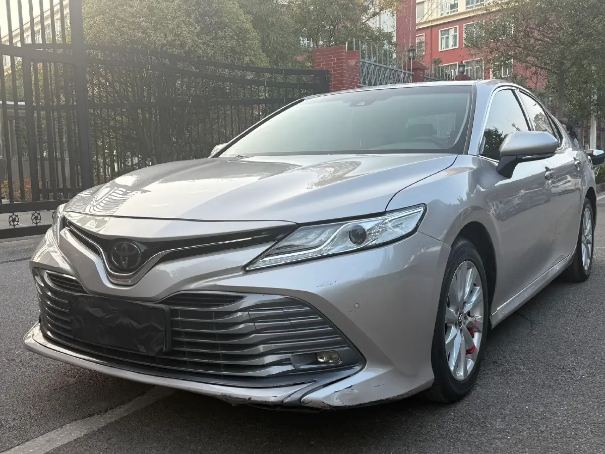 2019 Toyota Camry 2.0L 178HP L4 CVT