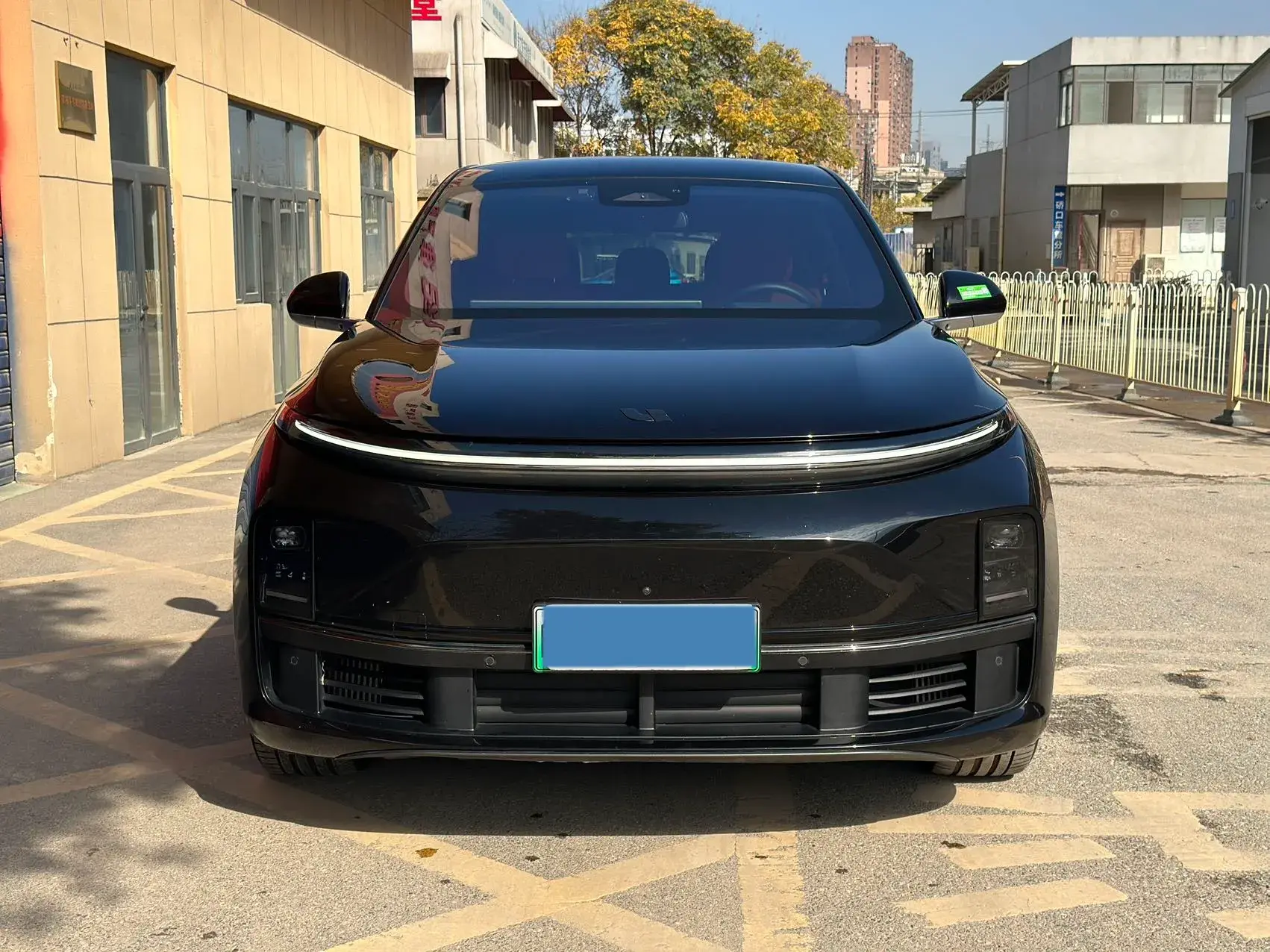 2023 LI L7 thumbnail 2