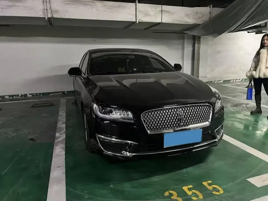 2019 BMW X2 thumbnail 3