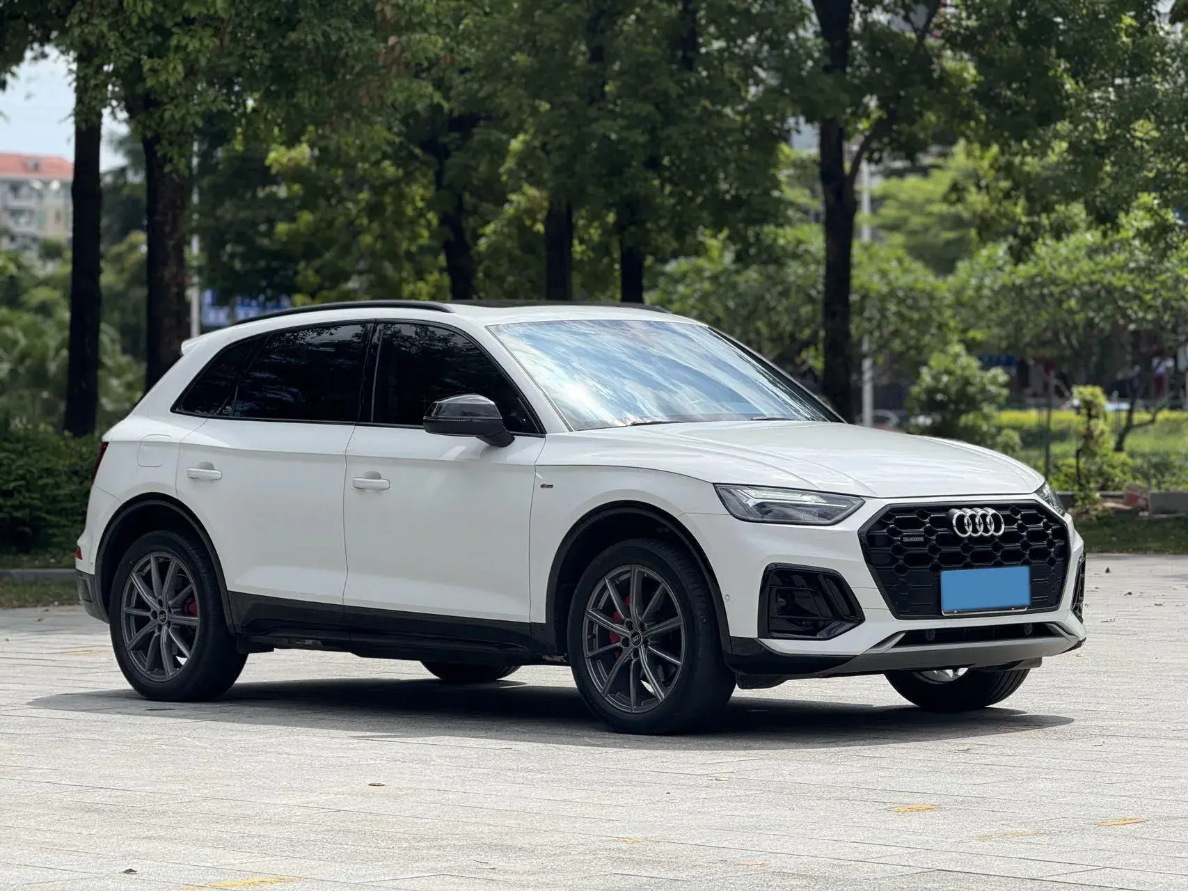 2022 AUDI Q5L thumbnail 3