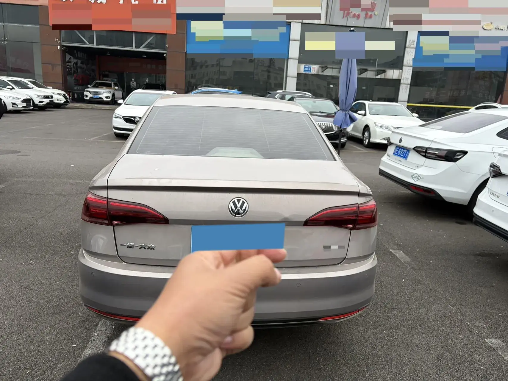 2020 VOLKSWAGEN BORA thumbnail 4