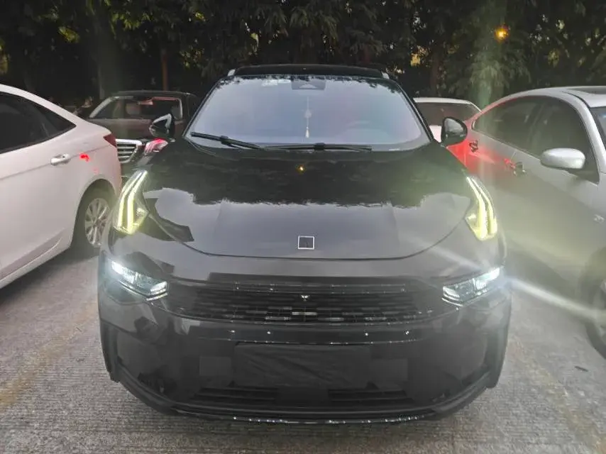 2022 ISUZU MU-X thumbnail 2