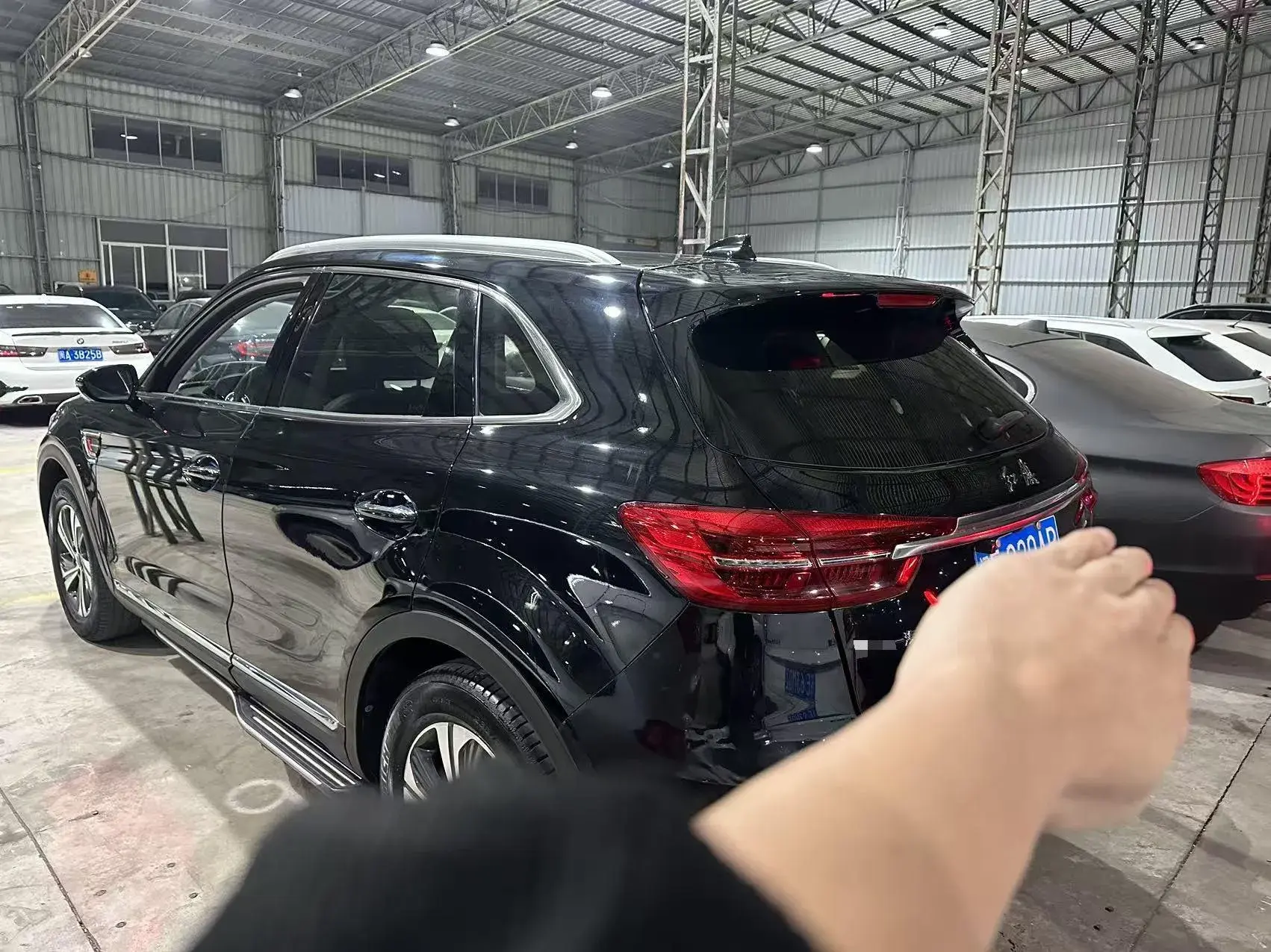2019 HONGQI HS5 thumbnail 4