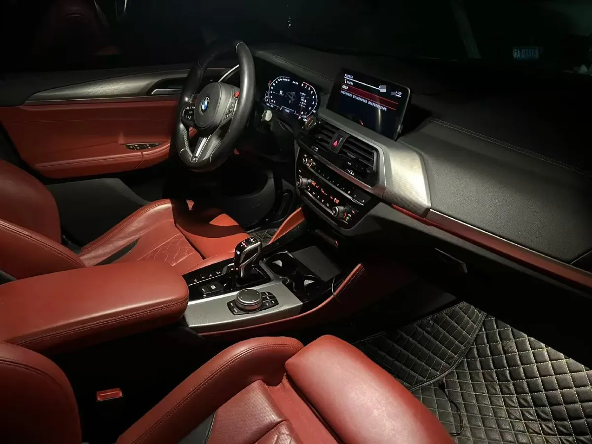 2019 BMW X4 M 3.0T 480HP L6 8AT,autocango,china used car exporter,china ev exporter,chinese used car exporter,chinese used ev exporter