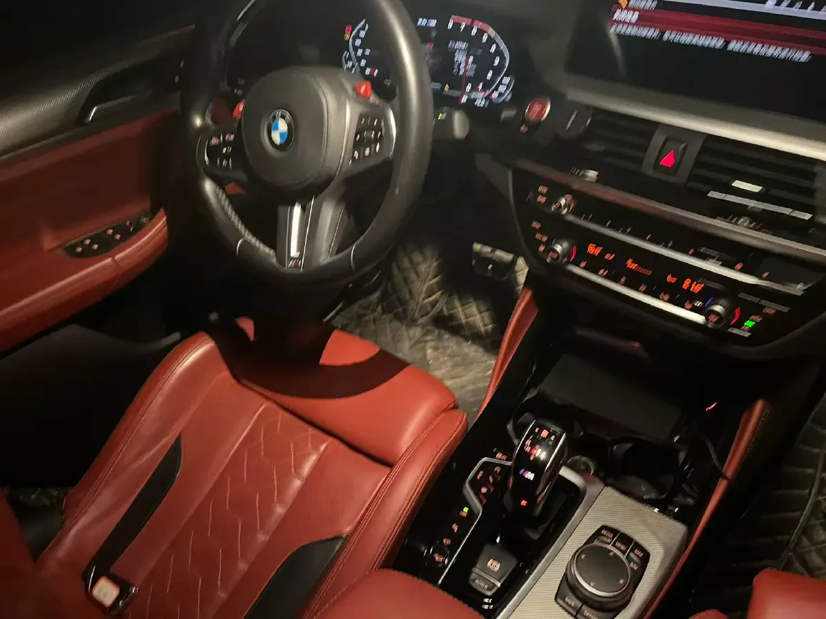 2019 BMW X4 M 3.0T 480HP L6 8AT,autocango,china used car exporter,china ev exporter,chinese used car exporter,chinese used ev exporter