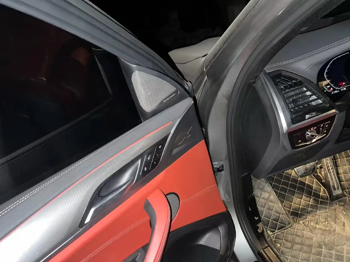 2019 BMW X4 M 3.0T 480HP L6 8AT,autocango,china used car exporter,china ev exporter,chinese used car exporter,chinese used ev exporter