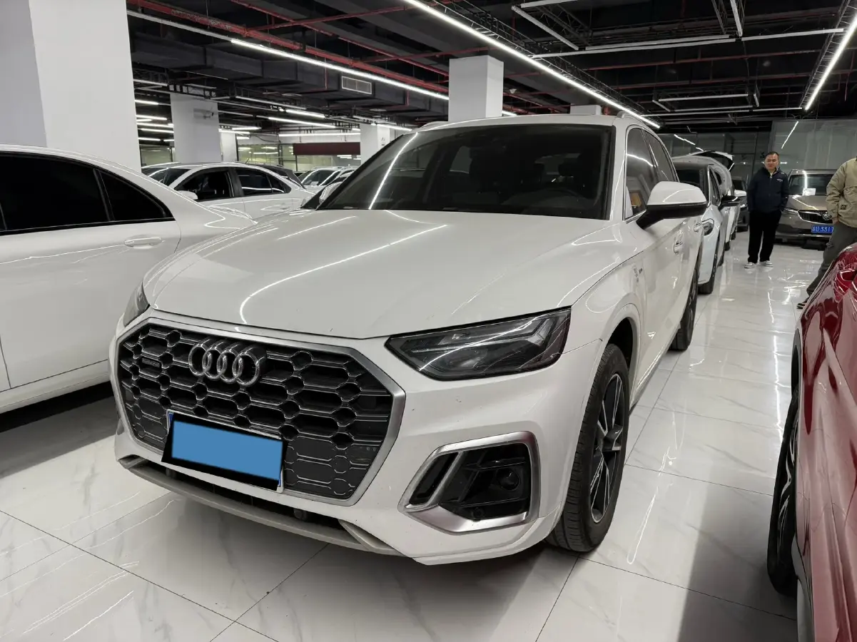 2022 Audi Q5L 2.0T 190HP L4 7DCT