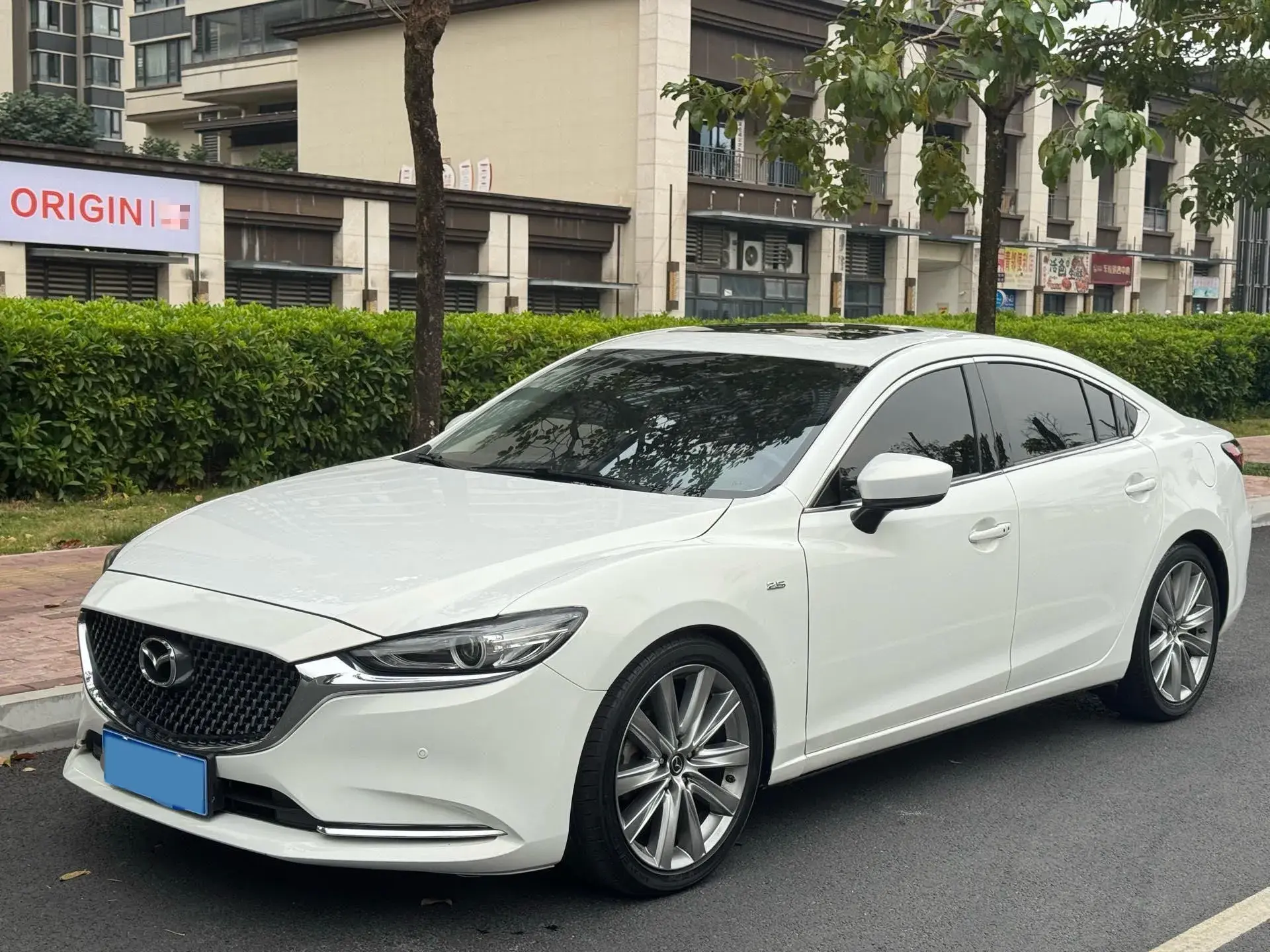 2020 MAZDA ATENZA view 1