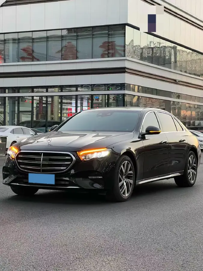 2025 Mercedes-Benz E Class 2.0T 258HP L4 9AT