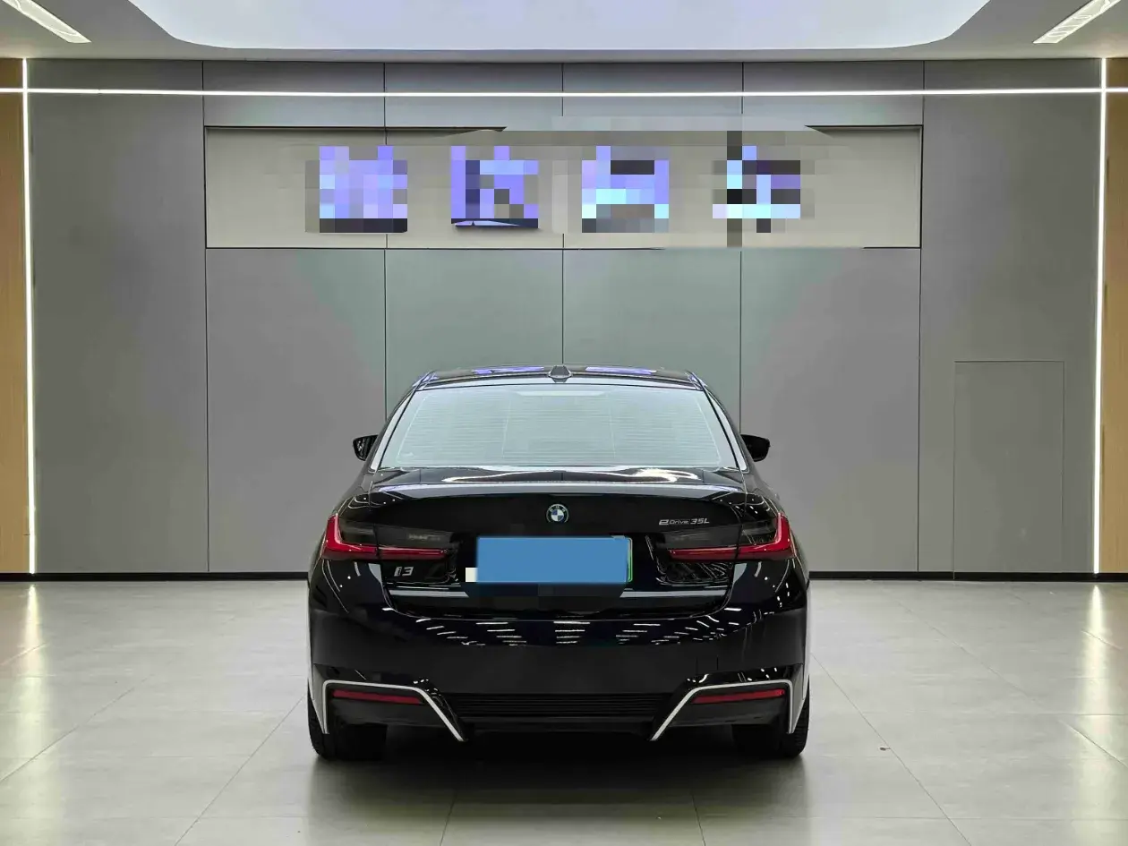 2022 TESLA MODEL thumbnail 4