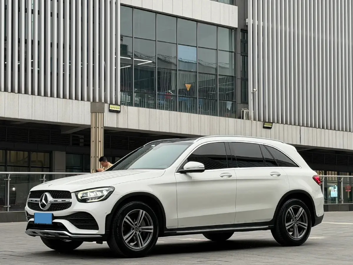 2020 Mercedes-Benz GLC Class 2.0T 197HP L4 9AT