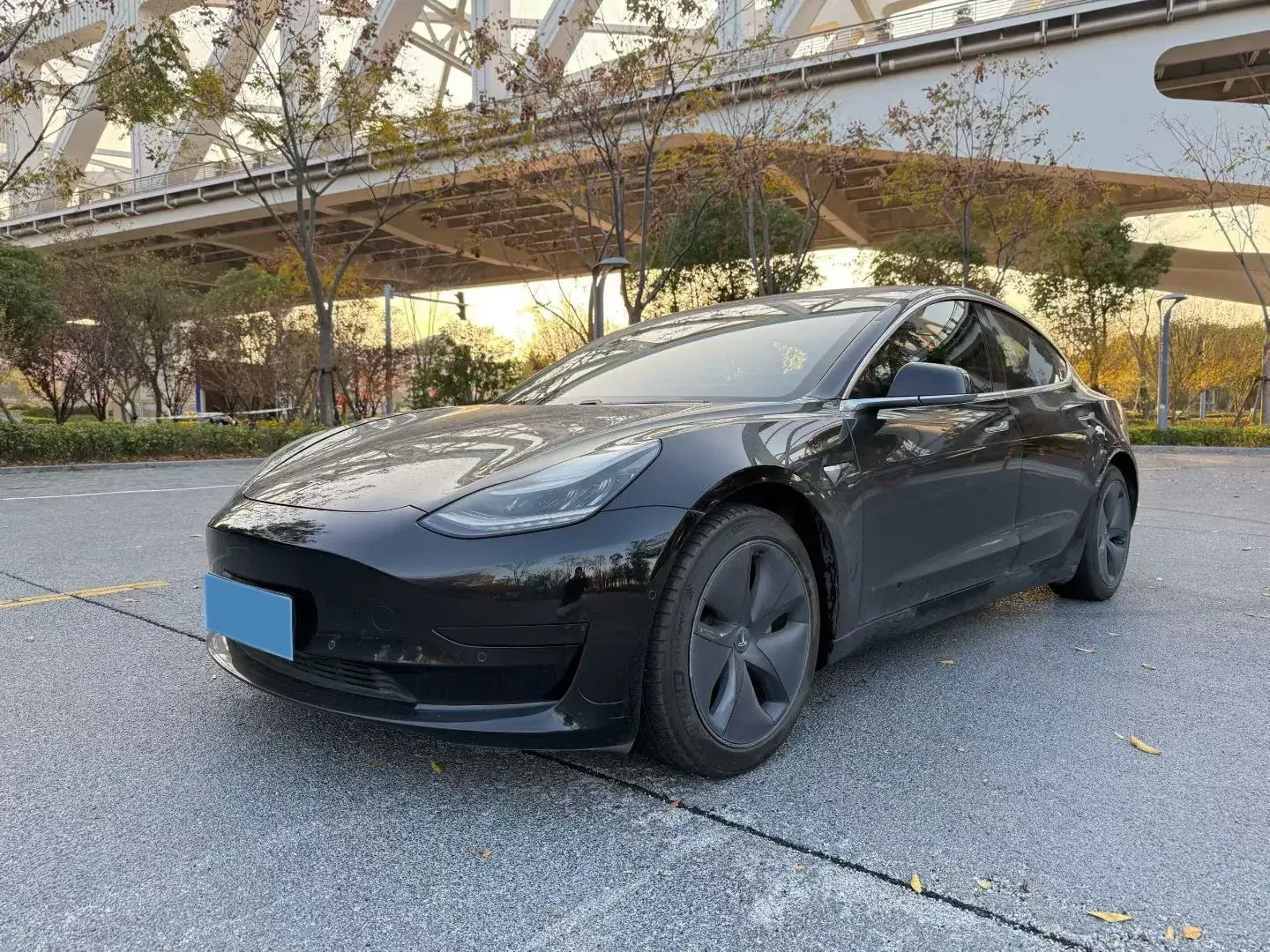 2020 TESLA MODEL view 1