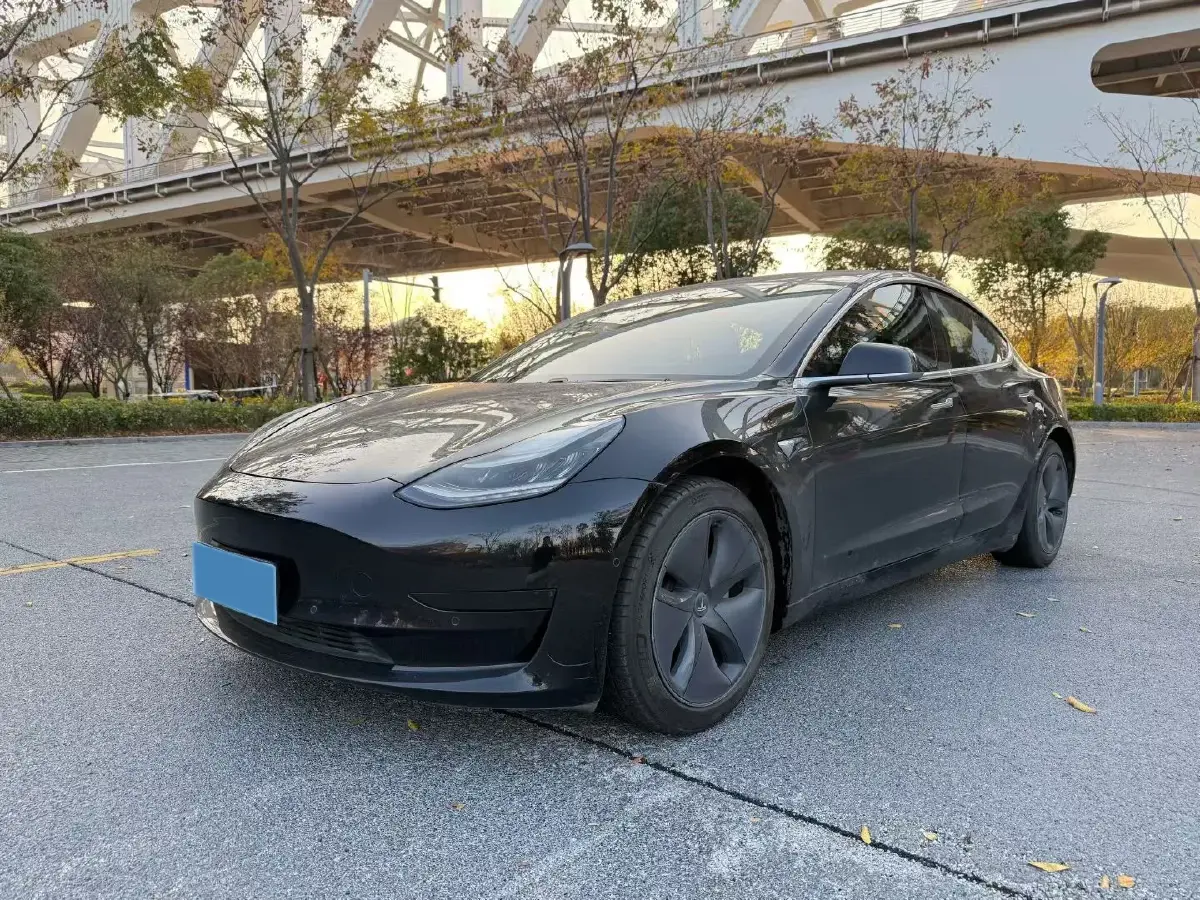 2020 Tesla Model 3 BEV 52KWH