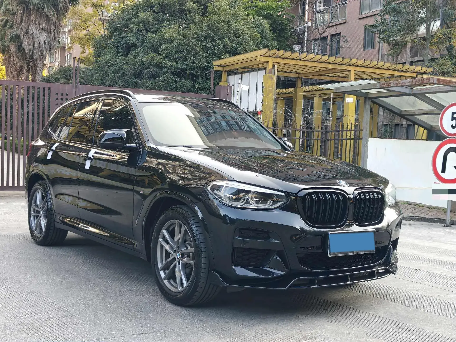 2020 BMW X3 thumbnail 3
