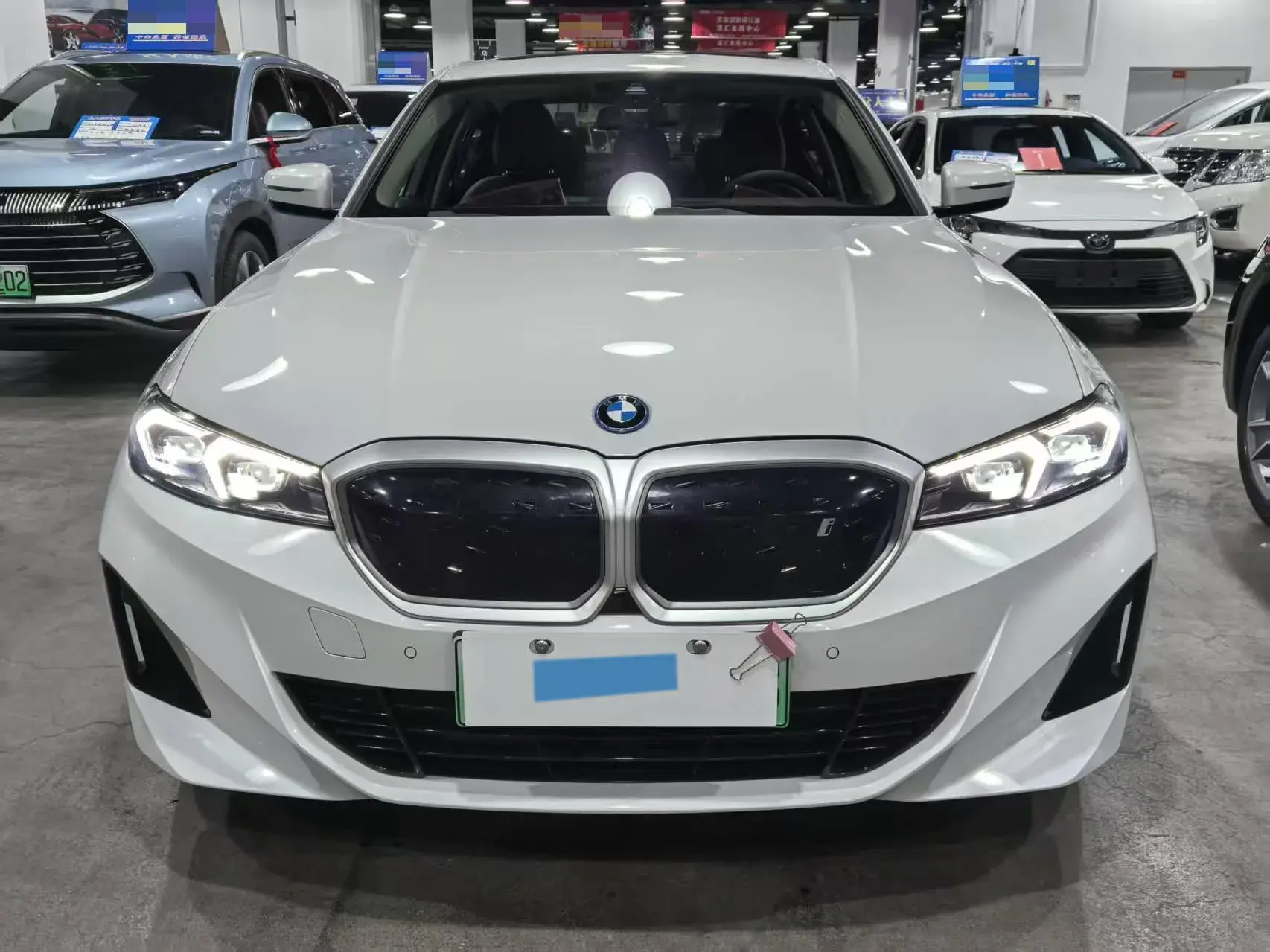 2024 BMW I3 thumbnail 2