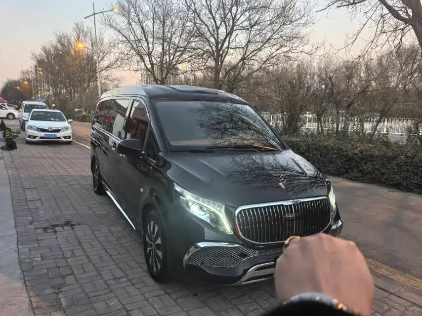 2015 MERCEDES-BENZ E thumbnail 2