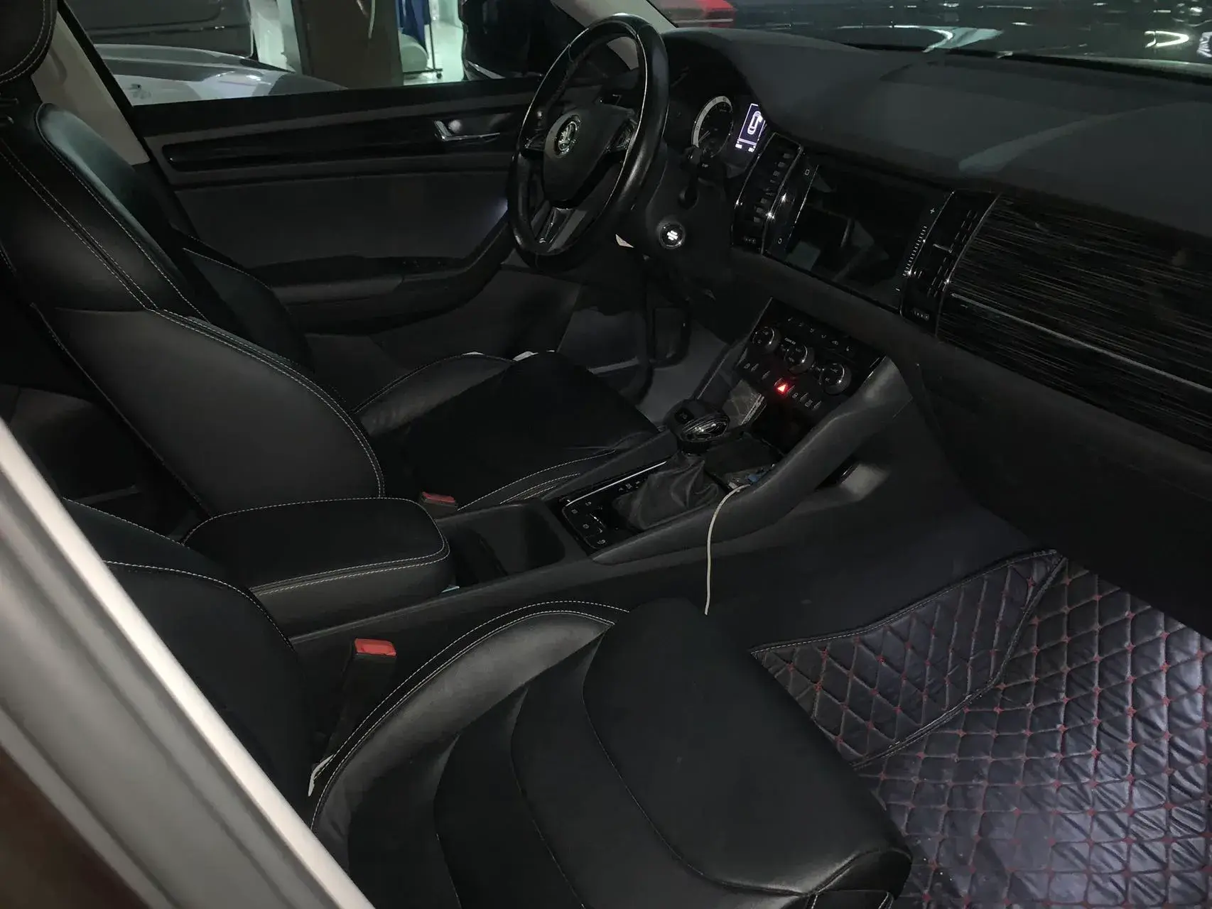 2018 SKODA KODIAK thumbnail 2