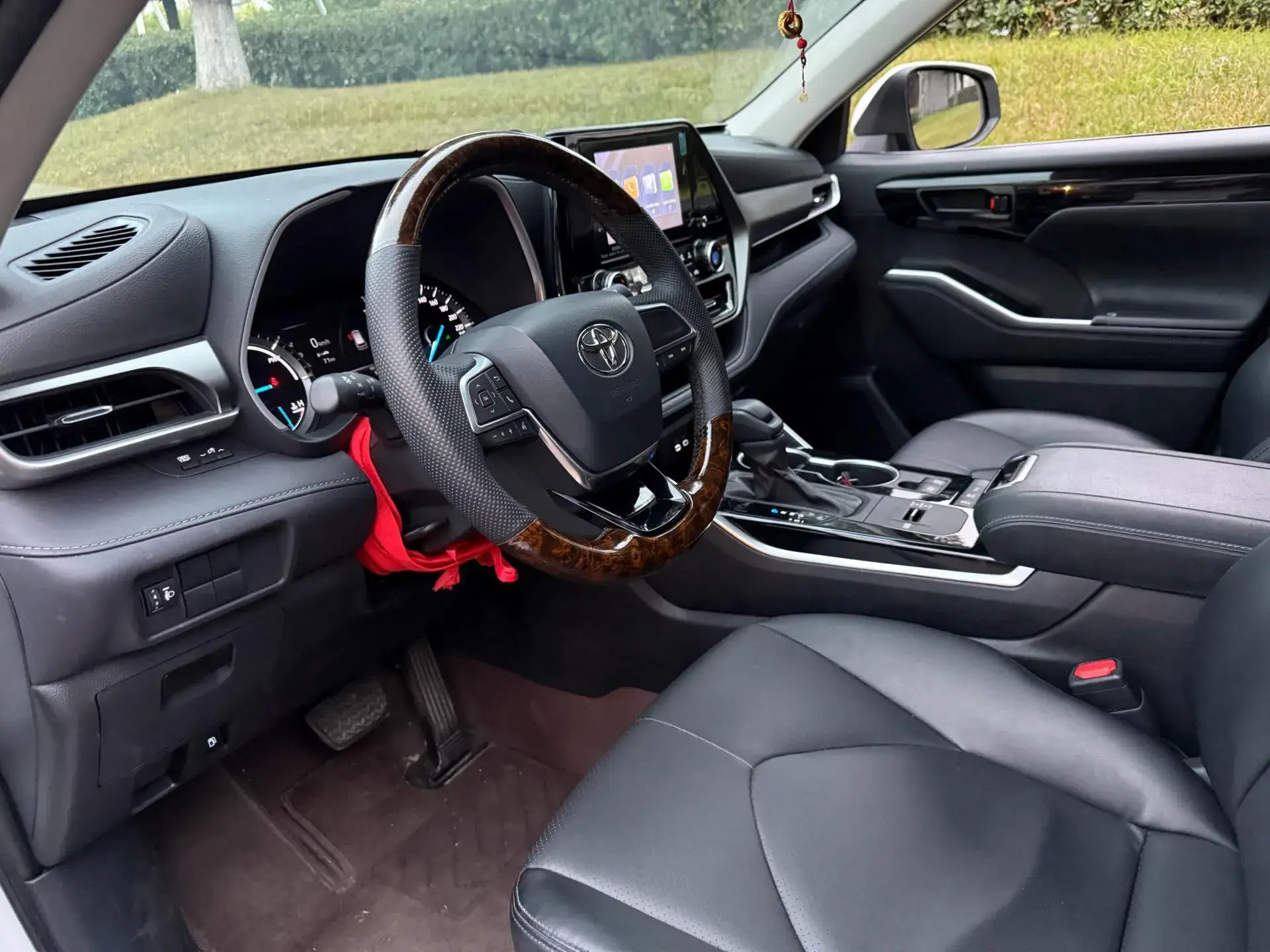 2023 TOYOTA HIGHLANDER thumbnail 4