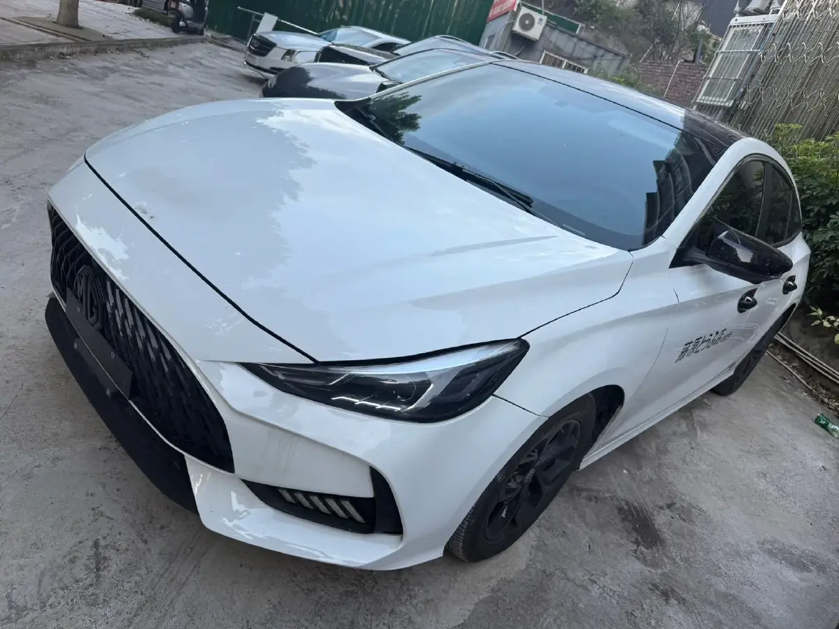 2021 MG 5 1.5L 120HP L4 CVT