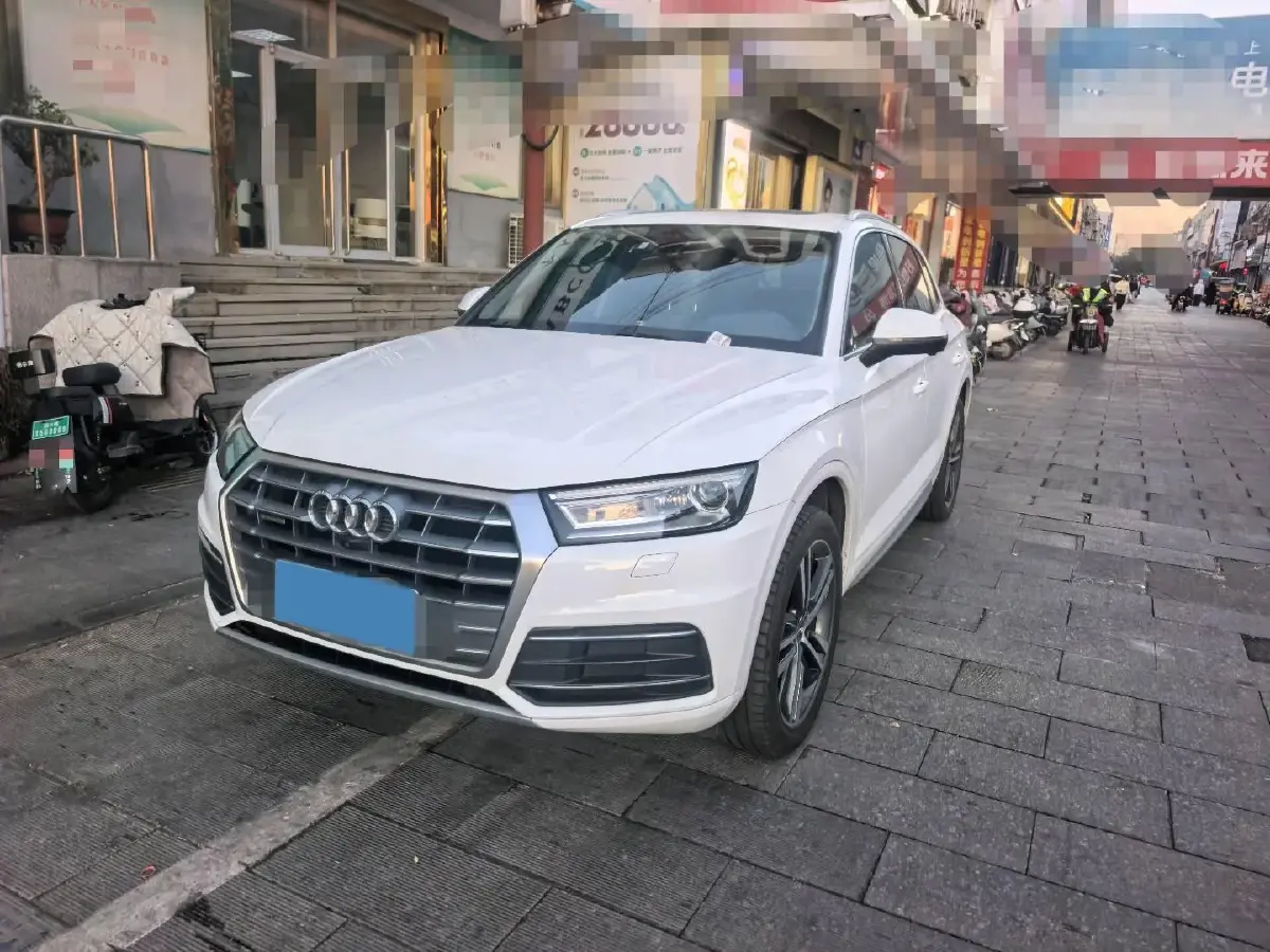 2020 Audi Q5L 2.0T 190HP L4 7DCT