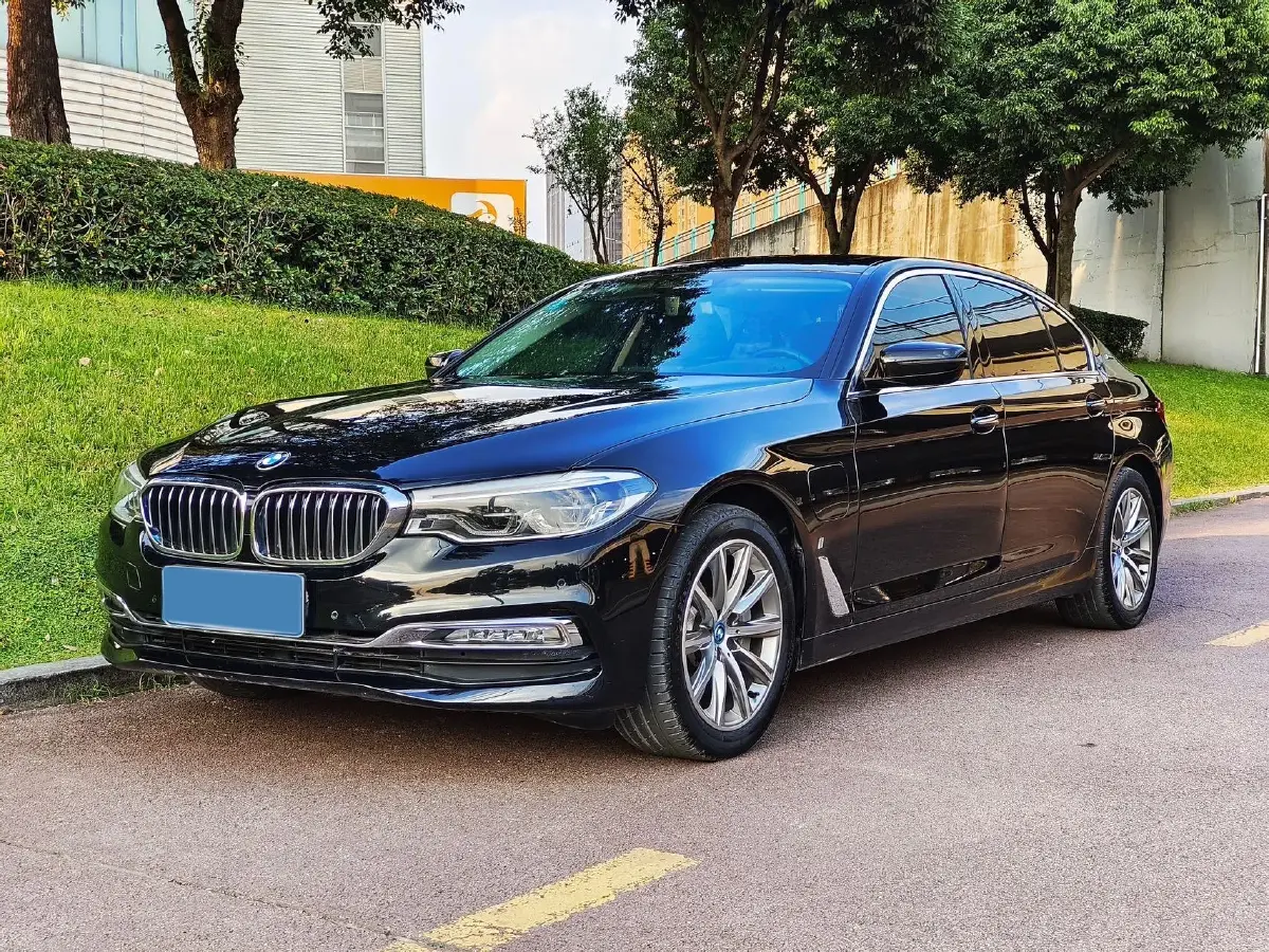 2021 BMW 5 Series 2.0T 252HP L4 8AT