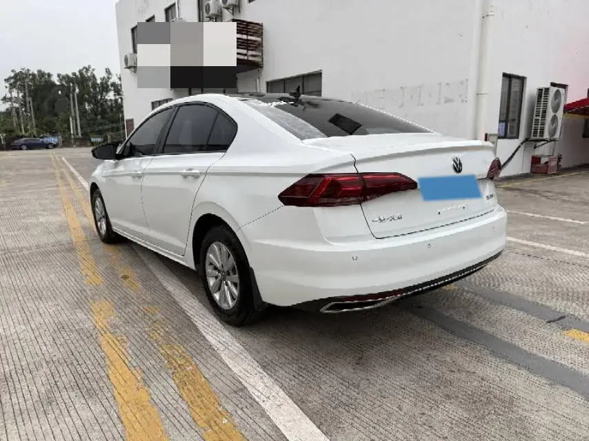 2021 VOLKSWAGEN BORA thumbnail 4