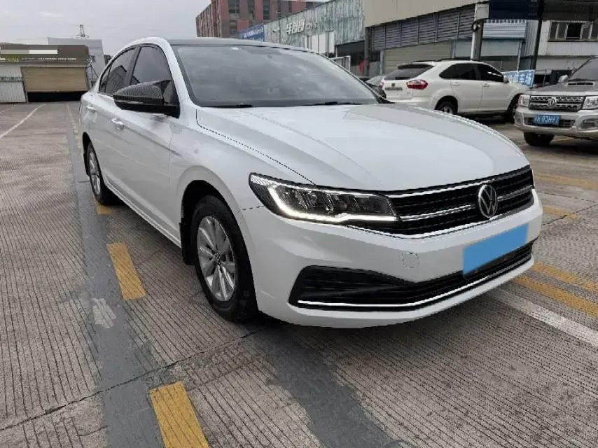 2021 VOLKSWAGEN BORA thumbnail 3