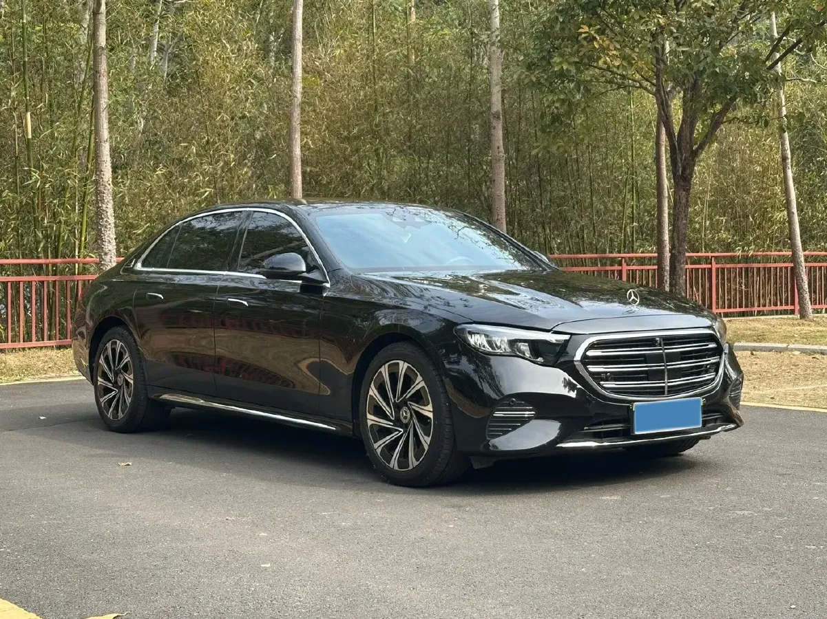 2024 Mercedes-Benz E Class 2.0T 258HP L4 9AT,autocango,china used car exporter,china ev exporter,chinese used car exporter,chinese used ev exporter