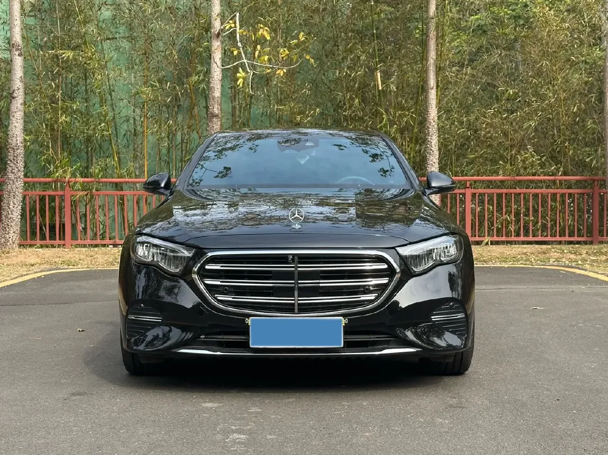 2024 Mercedes-Benz E Class 2.0T 258HP L4 9AT,autocango,china used car exporter,china ev exporter,chinese used car exporter,chinese used ev exporter