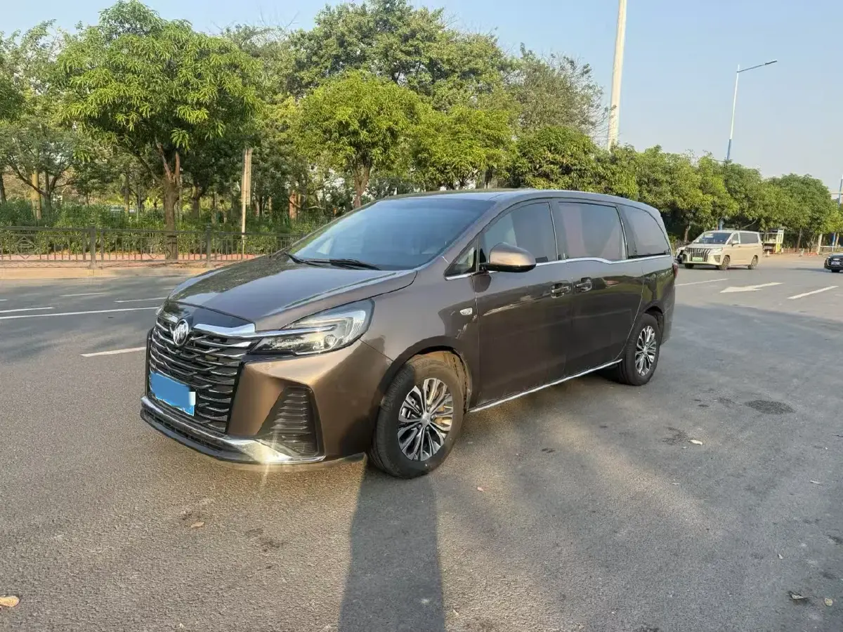 2023 Buick GL8 2.0T 237HP L4 9AT