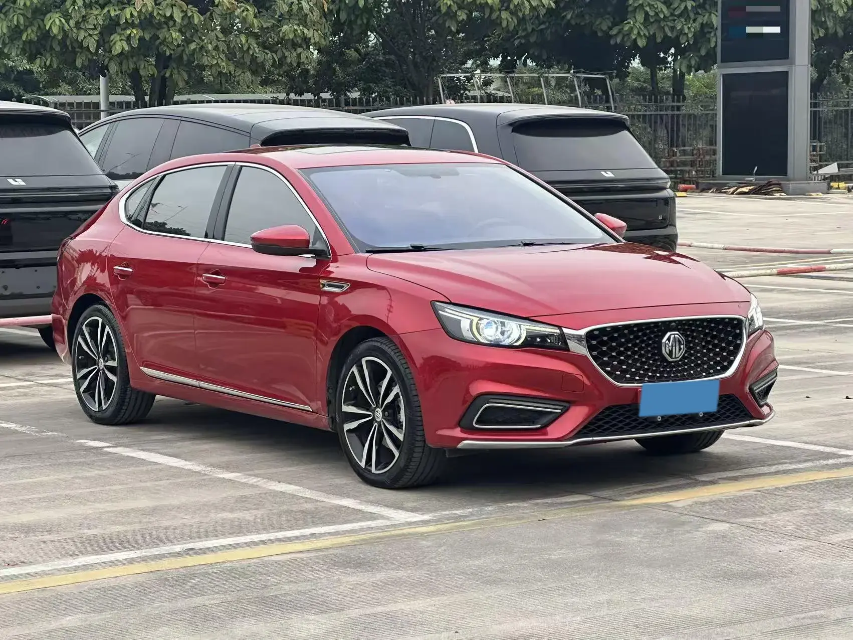 2017 MG MG6 thumbnail 3