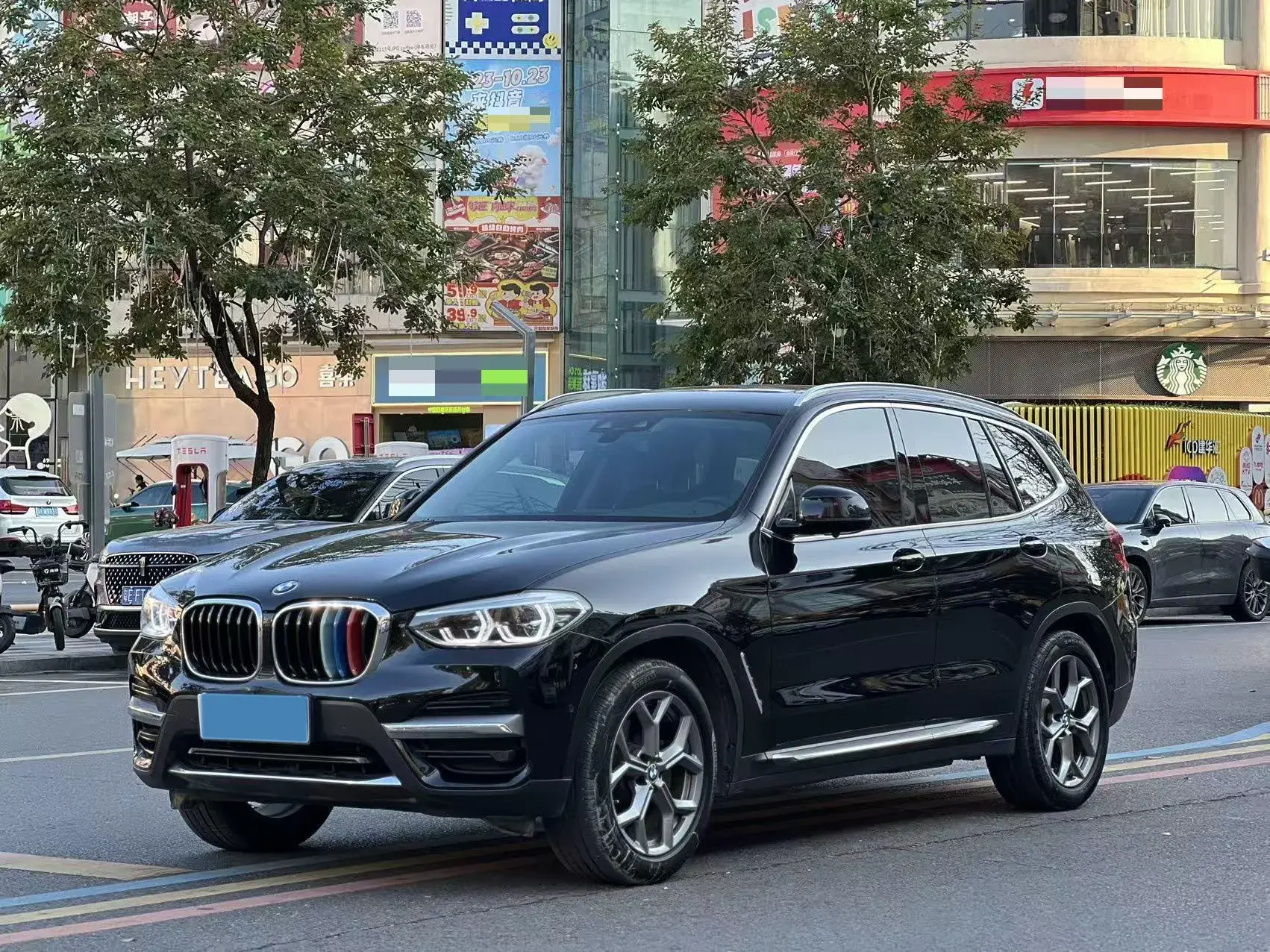 2021 BMW X3 view 1