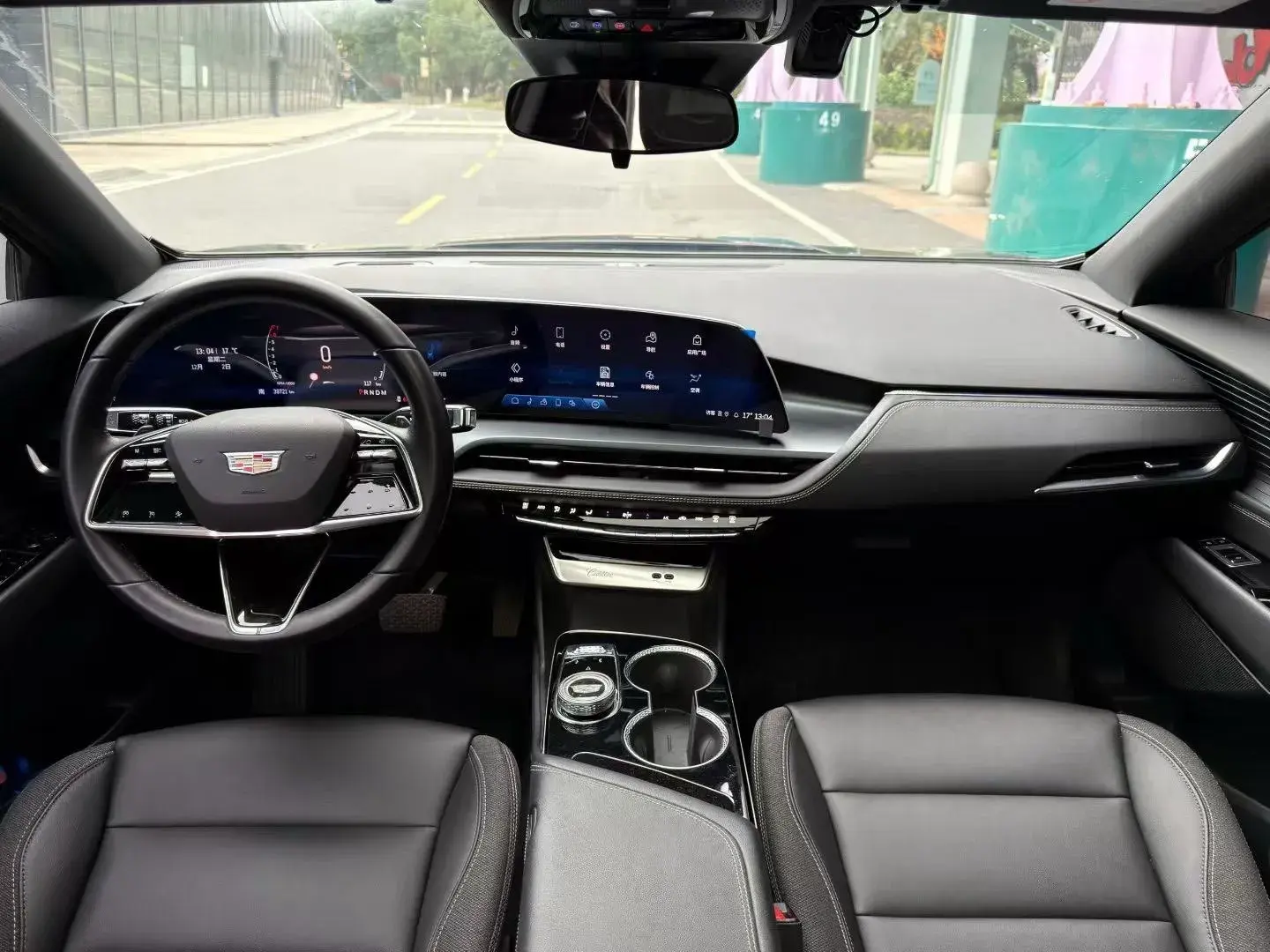 2023 CADILLAC GT4 thumbnail 4