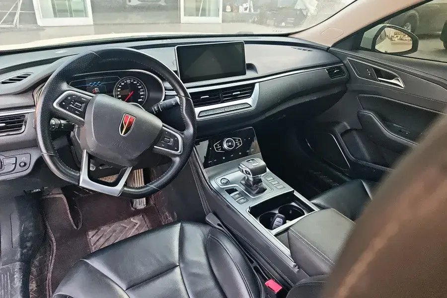 2020 HONGQI H5 thumbnail 4