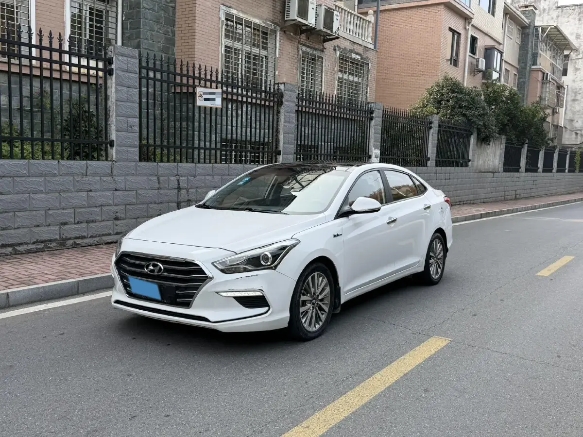 2017 Hyundai Mistra 1.6T 175HP L4 7DCT