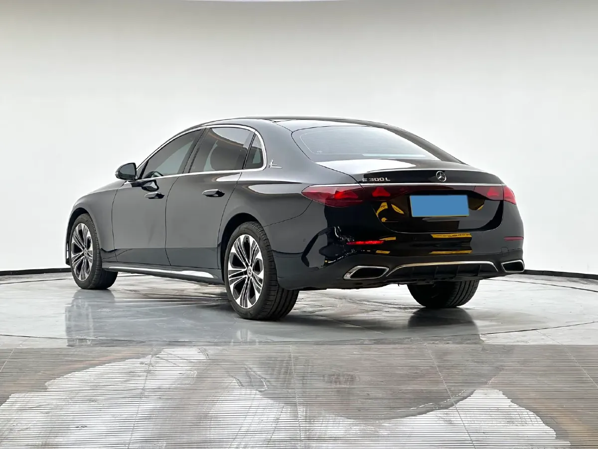 2024 Mercedes-Benz E Class 2.0T 258HP L4 9AT,autocango,china used car exporter,china ev exporter,chinese used car exporter,chinese used ev exporter