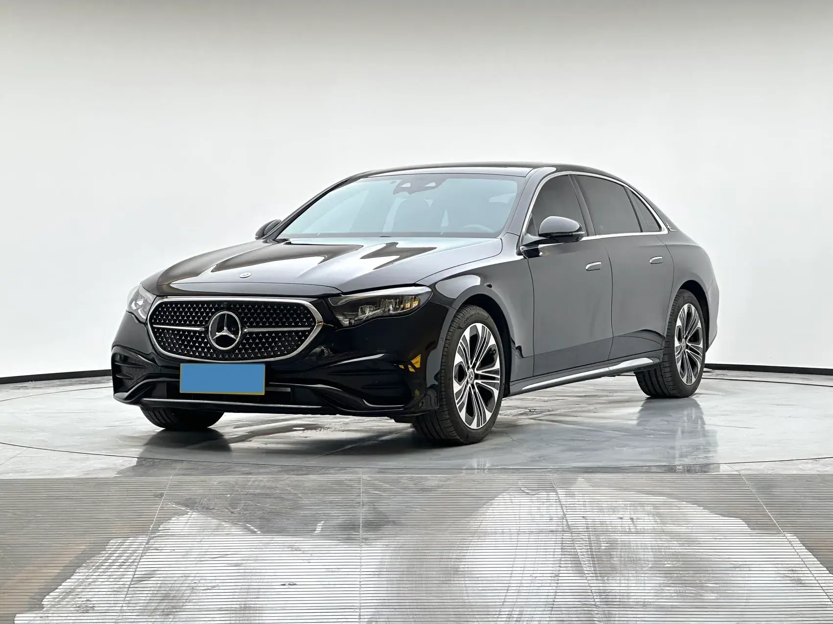 2024 MERCEDES-BENZ E view 1