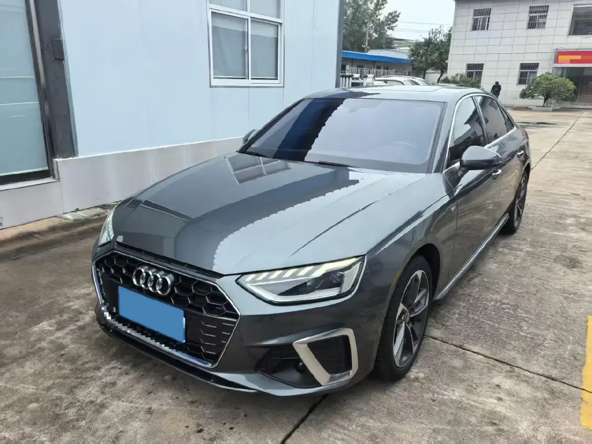 2020 Audi A4L 2.0T 190HP L4 7DCT