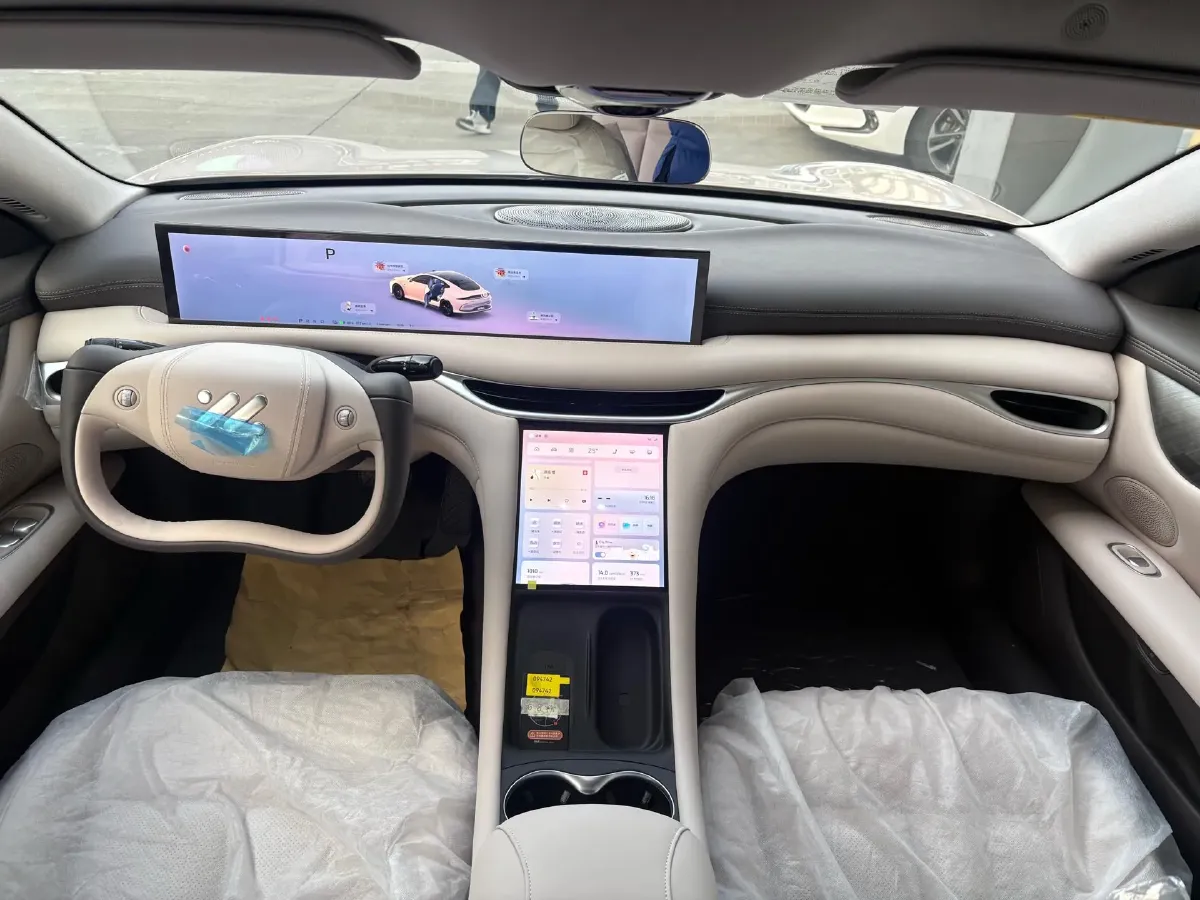 2024 IM L6 BEV 75KWH,autocango,china used car exporter,china ev exporter,chinese used car exporter,chinese used ev exporter